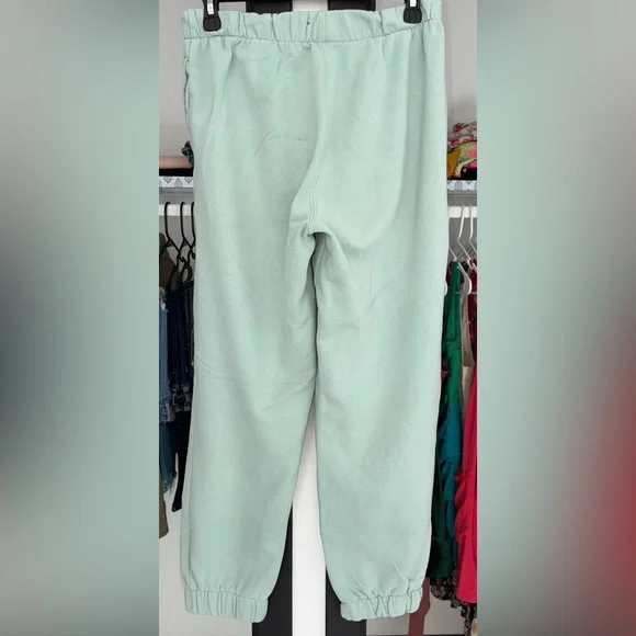 Hollister - Daisy Ultra High-Rise Joggers - Picture 6 of 7